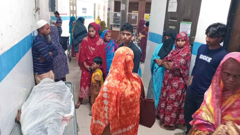 নড়াইলে বালুবোঝাই লাটা গাড়ি চাপায় চালকের মৃত্যু