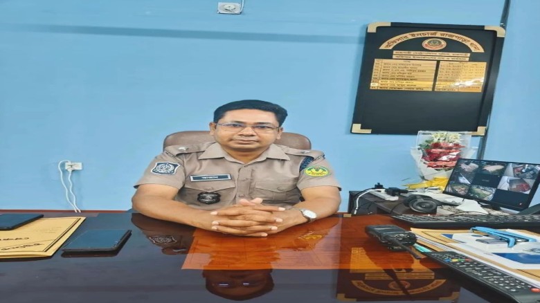 আরএমপির জনবান্ধব পুলিশিংয়ের নতুন দৃষ্টান্ত “ ওসি  আবুল কালাম